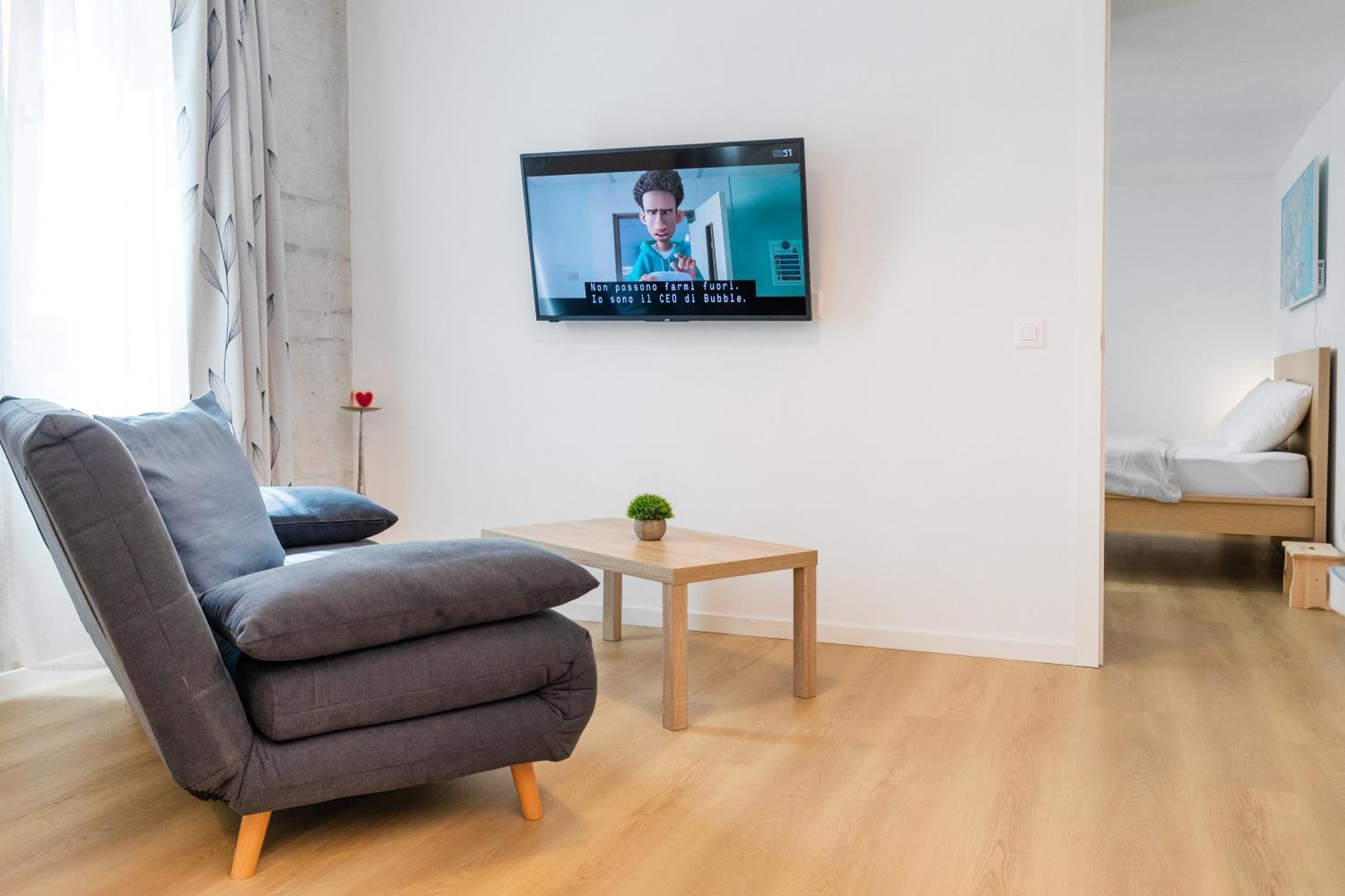 Apartmán Easy Flat Vezia, Indipendent Entrance, Free Parking Lugano Pokoj fotografie